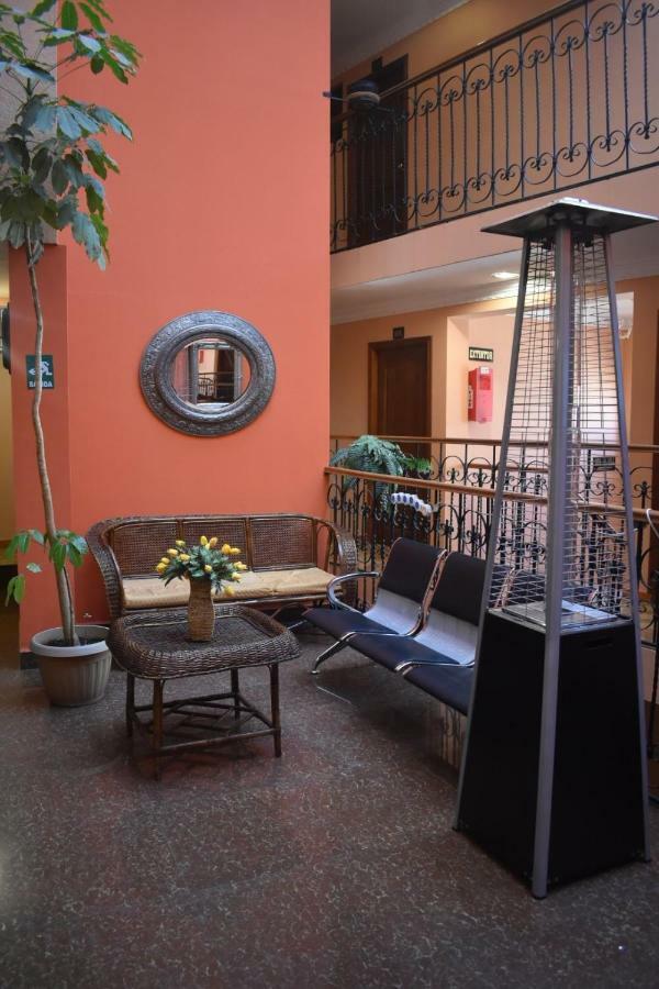 Bolivian Heights Hostel La Paz Exterior photo